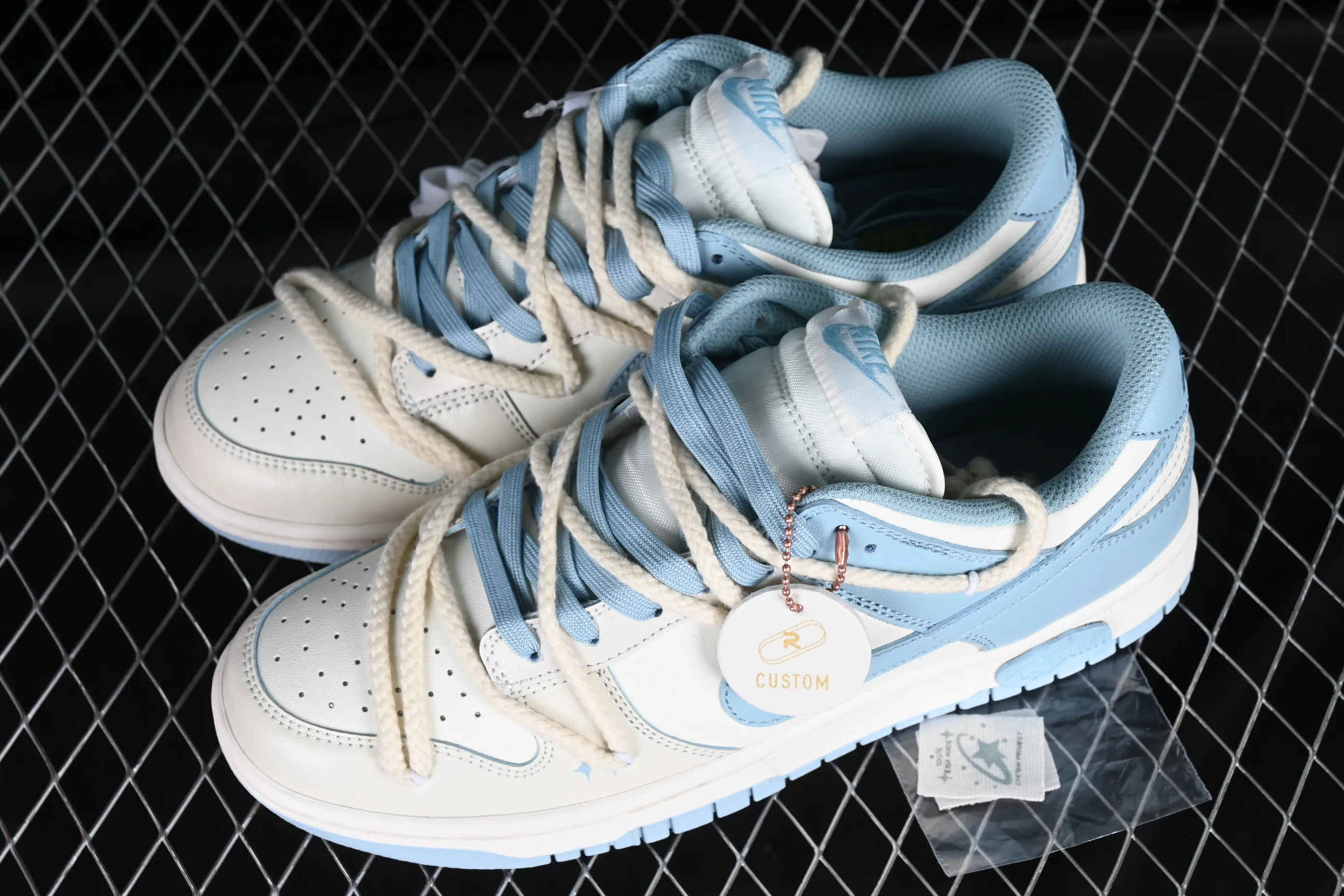 All Categories Nk SB Dunk Series Nk SB Dunk Low Low-top sneakers Nk Dunk Low Summer Stars Sea Salt Milk Ice Customized version of deconstructed strap casual sneakers DD1503-123